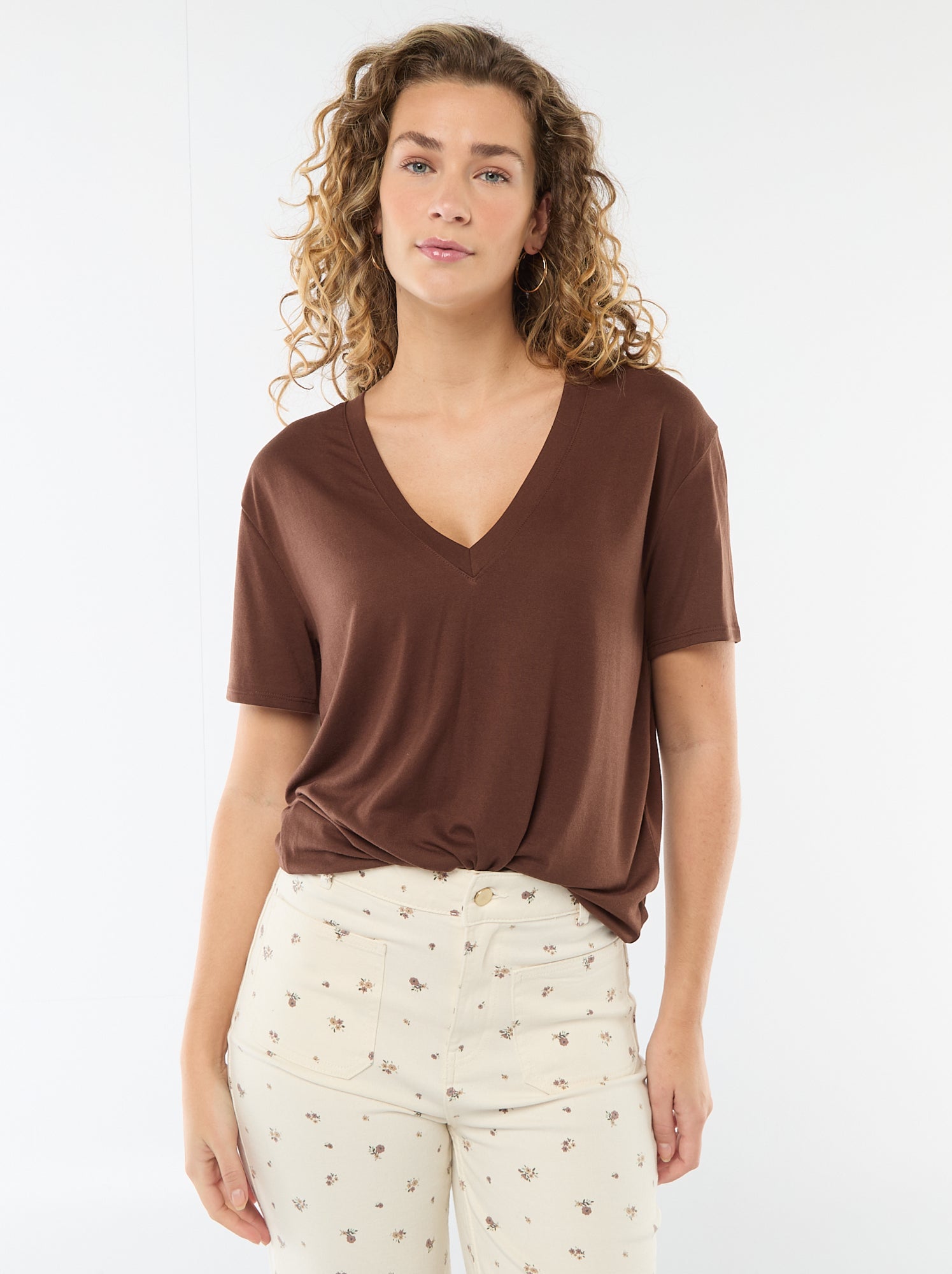 Tee-shirt manches courtes avec encolure en V