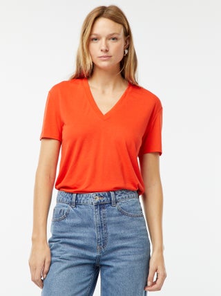 Tee-shirt manches courtes avec encolure en V