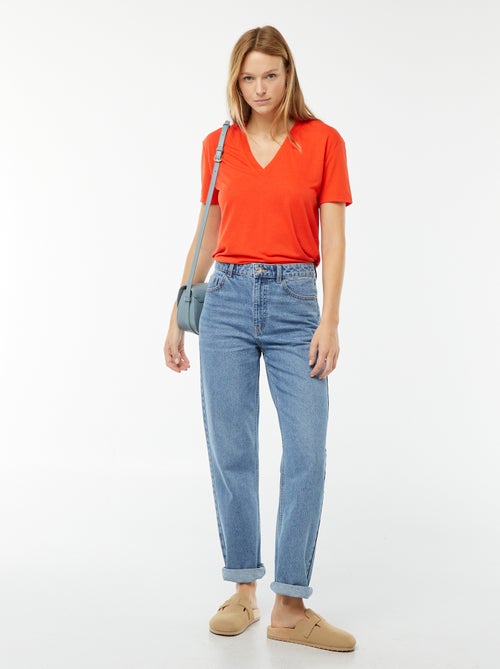 Tee-shirt manches courtes avec encolure en V - Kiabi