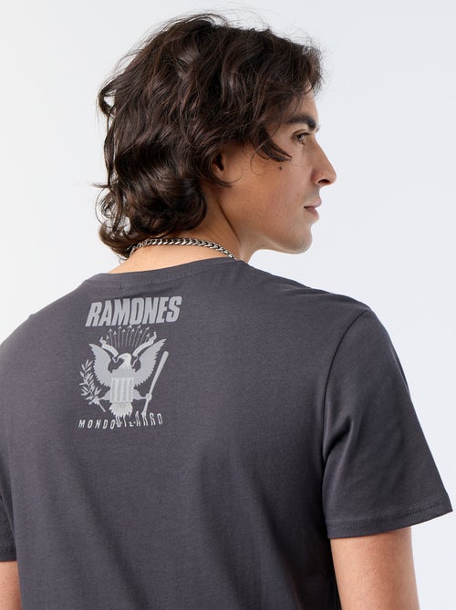 Tee-shirt 'Ramones' à manches courtes - Kiabi Tee-shirt 'Ramones' à manches courtes - Kiabi