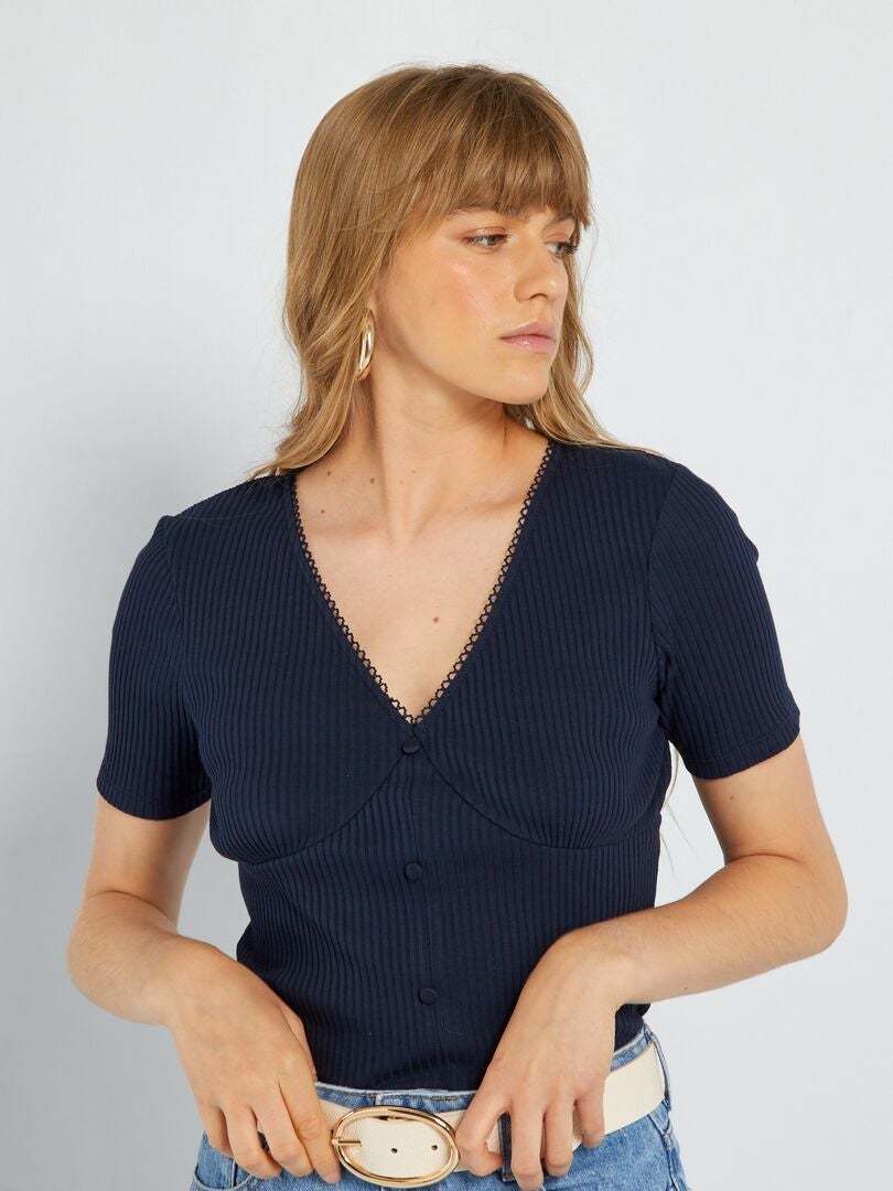Tee-shirt style body avec bords macramé bleu noir - Kiabi