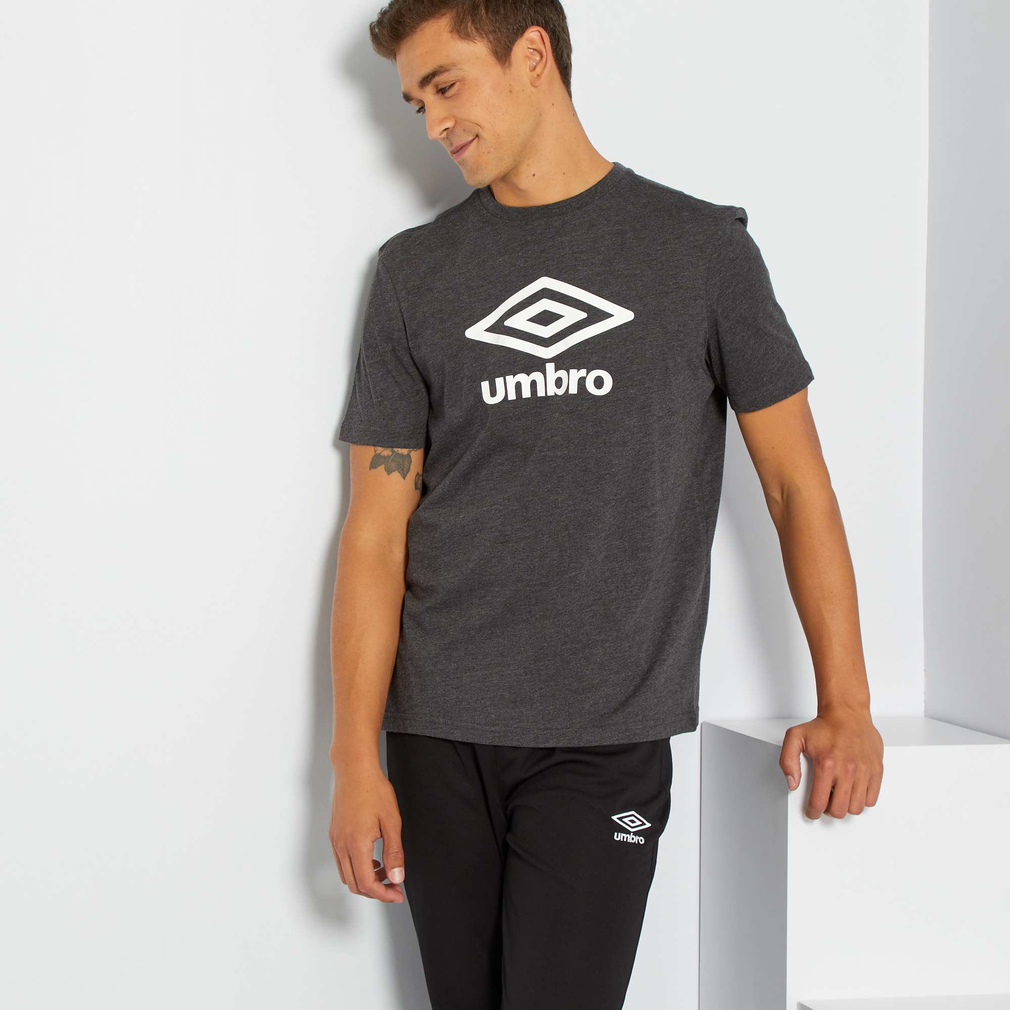 Tee Shirt Umbro Homme Bleu Kiabi 1000€ 3225