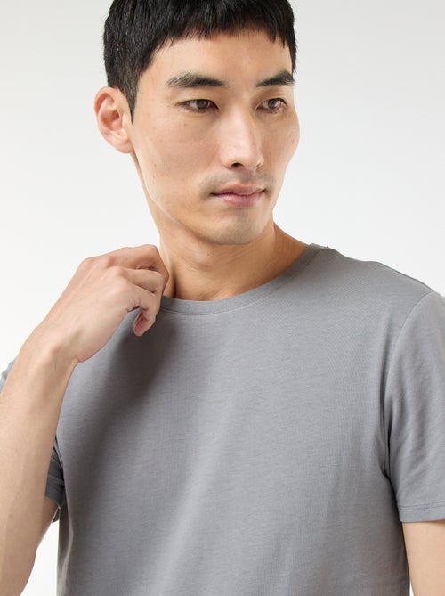 Tee-shirt uni - Slim fit - Kiabi