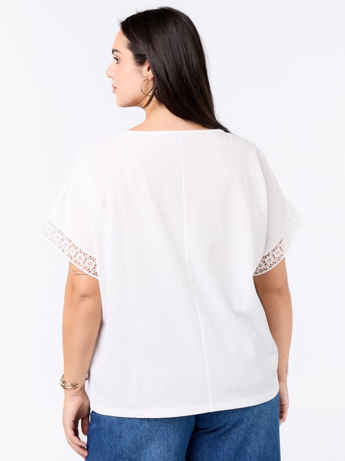 Tee-shirt uni avec broderie et macramé aux manches - Kiabi