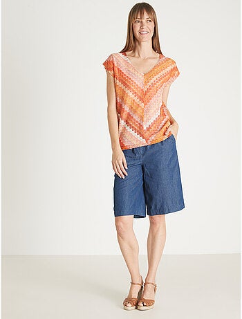 Tee-shirt V effet dentelle