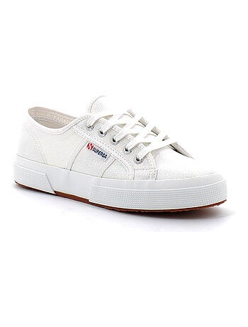 Basket Basse à Lacets Superga Lamew