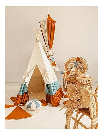 Tente Tipi Cirque avec volants en lin et coton