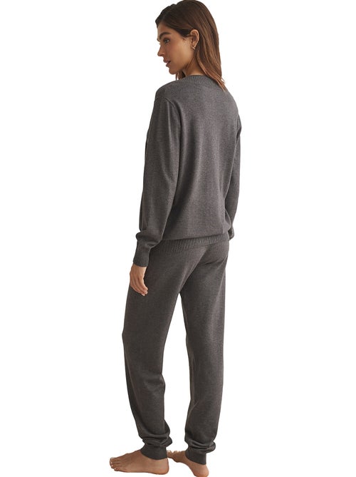 Tenue détente et intérieur pyjama pantalon top col V TRICOTP98 - Kiabi