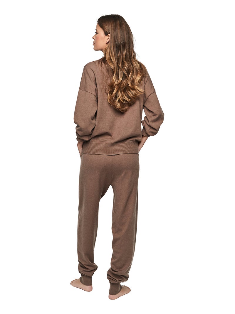 Tenue détente pyjama pantalon top col rond P108 MINIMAL PREMIUM Marron - Kiabi