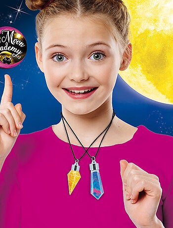 THE MOON ACADEMY PENDENTIFS CRYSTAL MOON