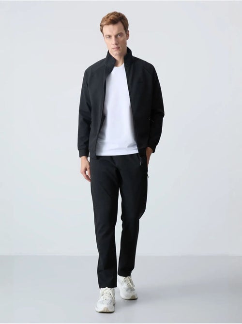 Tommy ensemble active homme à blocs de couleur - Kiabi Tommy ensemble active homme à blocs de couleur - Kiabi