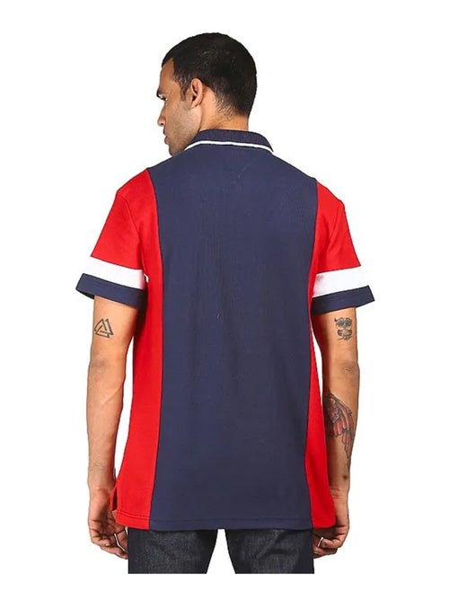 Tommy Hilfiger - Polo motif/style blocs de couleurs - Kiabi Tommy Hilfiger - Polo motif/style blocs de couleurs - Kiabi