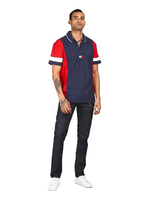 Tommy Hilfiger - Polo motif/style blocs de couleurs - Kiabi Tommy Hilfiger - Polo motif/style blocs de couleurs - Kiabi