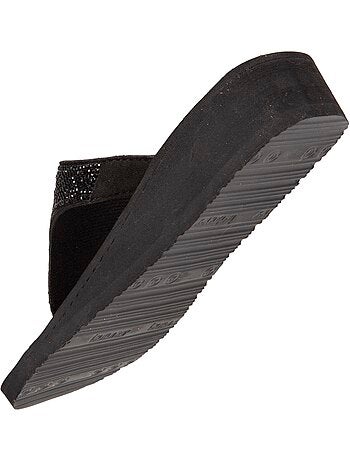 Tongs à talon 4 cm, tiges larges et perlées isotoner