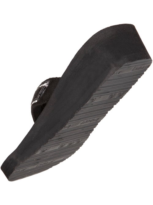 Tongs à talon de 4 cm, confortables et légères Isotoner - Kiabi Tongs à talon de 4 cm, confortables et légères Isotoner - Kiabi