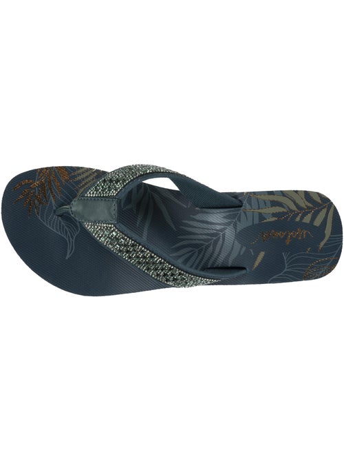 Tongs à talon de 4 cm, confortables et légères Isotoner - Kiabi Tongs à talon de 4 cm, confortables et légères Isotoner - Kiabi