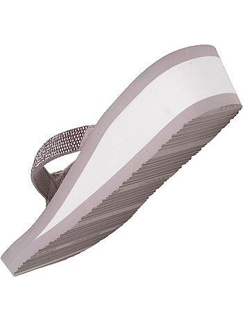 Tongs semelle synthétique, tige en perles, talon compensé 4 cm Isotoner