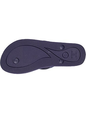 Tongs souples, légères, résistantes à l'affaissement et durable. isotoner