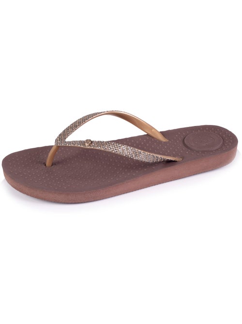 Tongs souples, légères, résistantes à l'affaissement et durable.  isotoner - Kiabi
