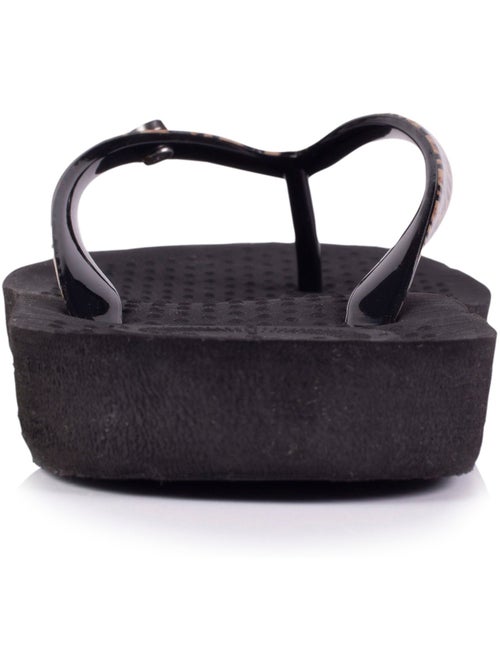 Tongs souples, légères, résistantes à l'affaissement et durable.  isotoner - Kiabi