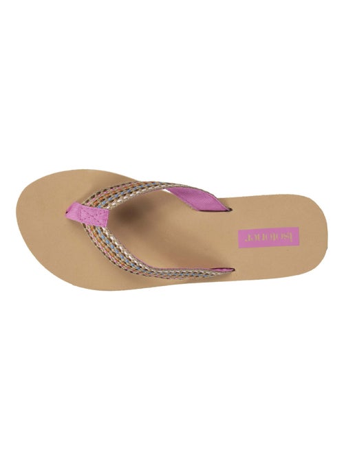 Tongs très confortables, tiges larges Isotoner - Kiabi Tongs très confortables, tiges larges Isotoner - Kiabi