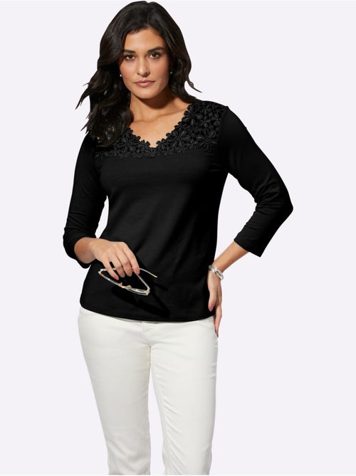 Top à col en v et dentelle florale manches 3/4 - taille standard - helline - Kiabi Top à col en v et dentelle florale manches 3/4 - taille standard - helline - Kiabi