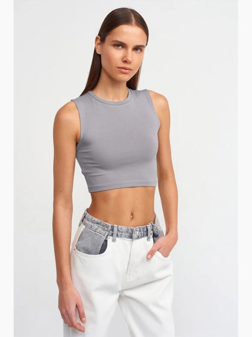 Top crop sans manches en jersey de coton dilvin - Kiabi Top crop sans manches en jersey de coton dilvin - Kiabi