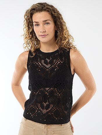 Top en crochet sans manches