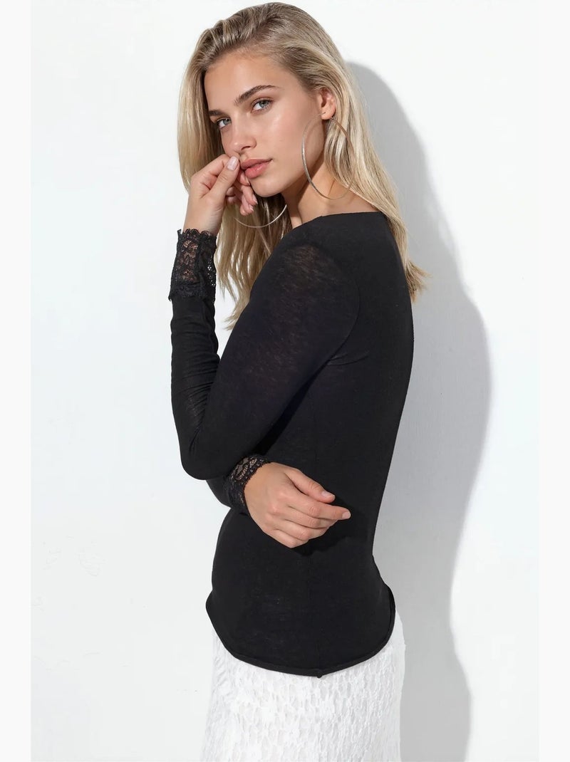Top femme à manches longues en dentelle, col v busem Noir - Kiabi