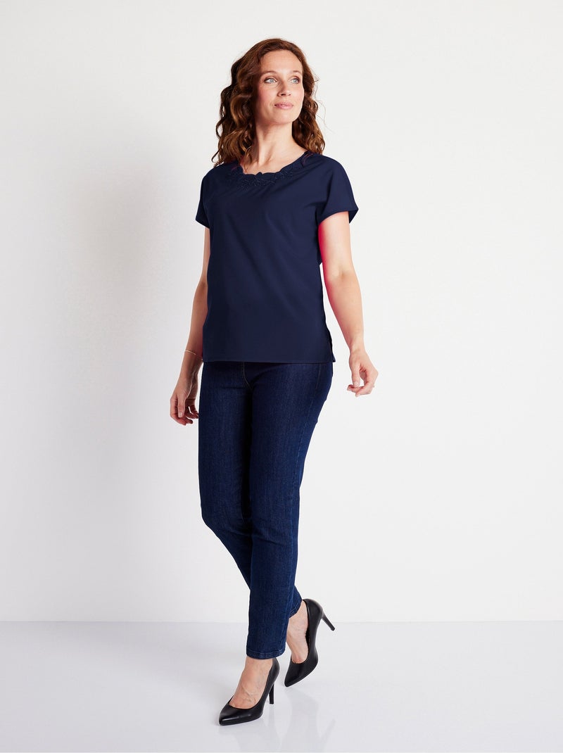 Top long manches courtes broderies col rond Bleu marine - Kiabi
