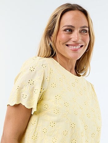 Top manches courtes broderies anglaises en coton uni