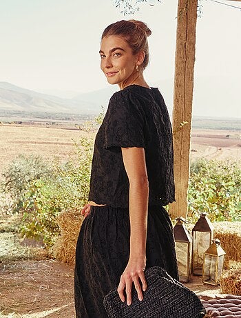 Top manches courtes broderies anglaises en coton uni