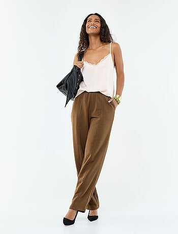 Top satin? avec dentelle