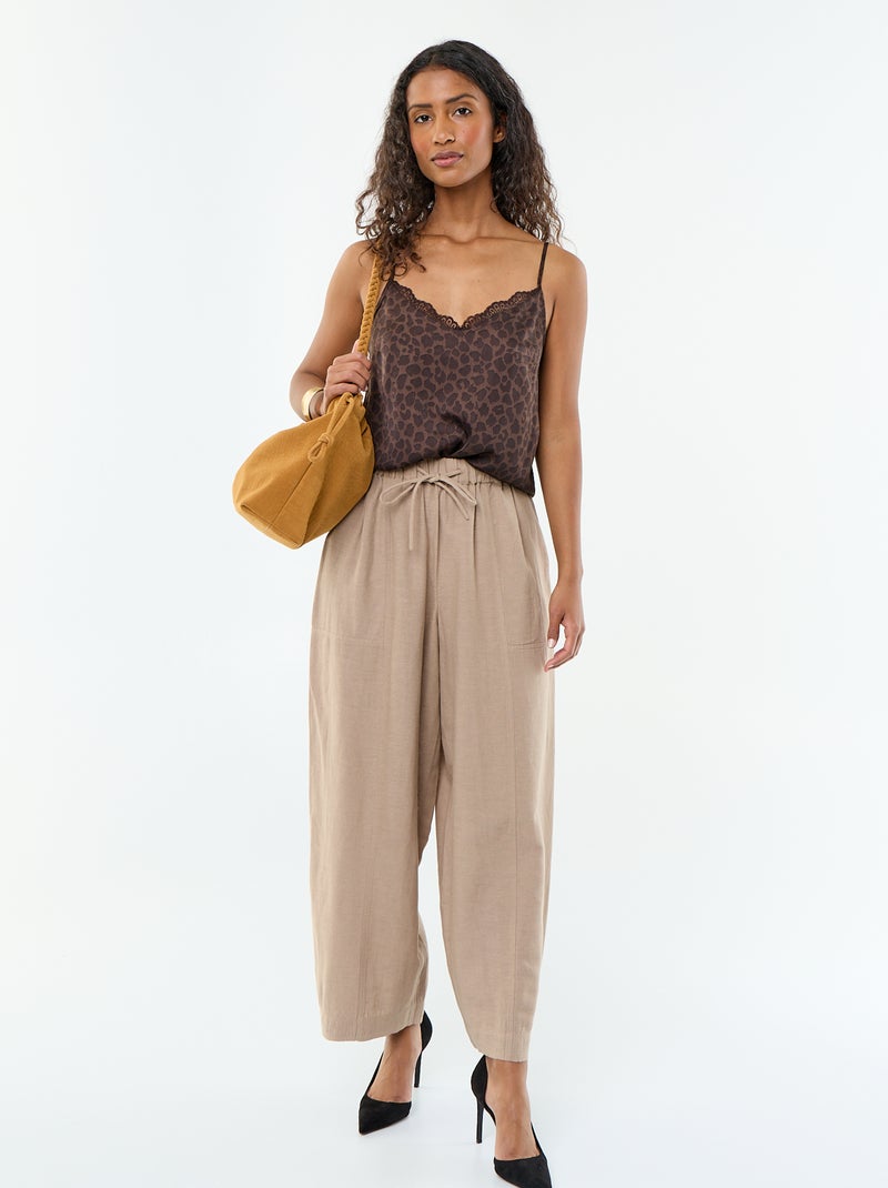 Top satiné avec dentelle Marron - Kiabi
