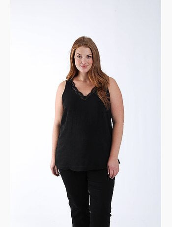 Top uni avec dentelle