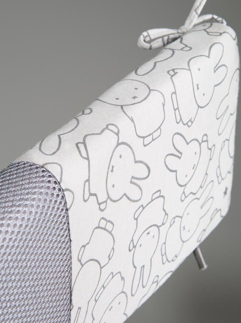 Tour de lit bébé déhoussable safe asleep® système Air Plus 'miffy®' ROBA Gris - Kiabi