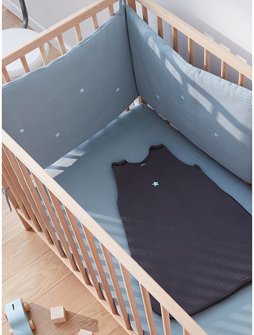 Tour de lit bébé réversible blanc en coton biologique imprimé