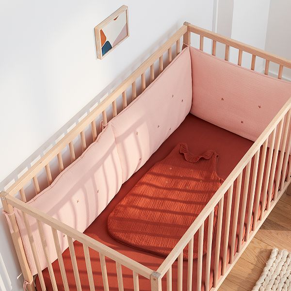 Tour De Lit En Gaze De Coton Bebe Fille Rose Kiabi 25 00