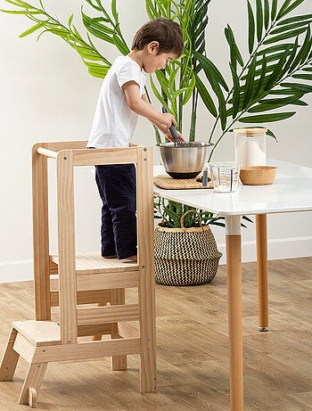 Tour d'observation pour enfant