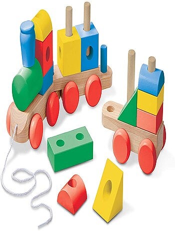 Train en bois géant