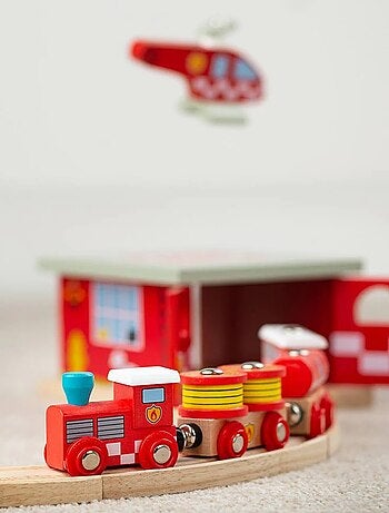 Train en bois secours incendie