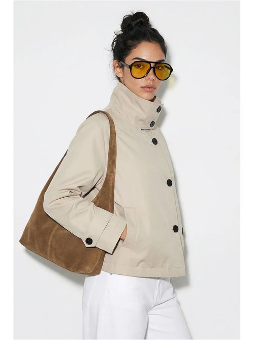 Trench-coat à col mandarin court lucci - Kiabi Trench-coat à col mandarin court lucci - Kiabi