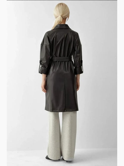 Trench-coat en similicuir avec ceinture bdart - Kiabi Trench-coat en similicuir avec ceinture bdart - Kiabi