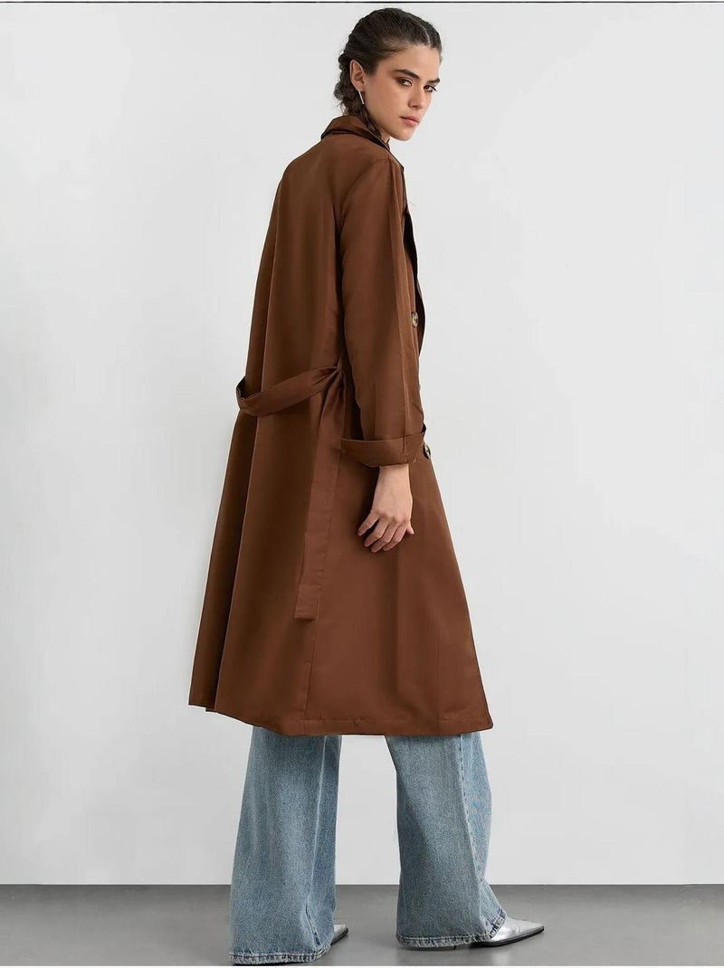 Trench-coat long croisé avec ceinture Marron - Kiabi