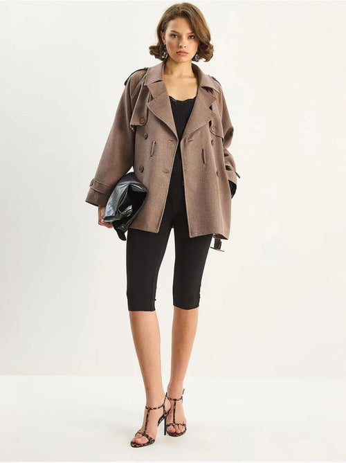 Trench-coat mi-long en mélange de coton avec fermeture boutonnée lucci - Kiabi Trench-coat mi-long en mélange de coton avec fermeture boutonnée lucci - Kiabi