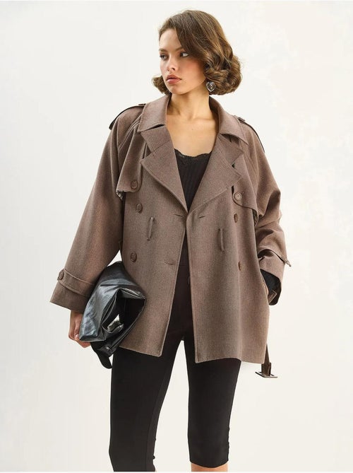 Trench-coat mi-long en mélange de coton avec fermeture boutonnée lucci - Kiabi Trench-coat mi-long en mélange de coton avec fermeture boutonnée lucci - Kiabi