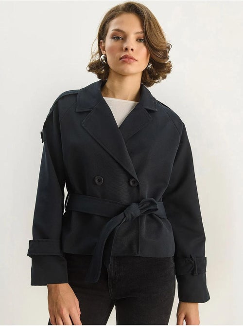 Trench-coat oversize en coton et élasthanne avec fermeture à nouer lucci - Kiabi Trench-coat oversize en coton et élasthanne avec fermeture à nouer lucci - Kiabi