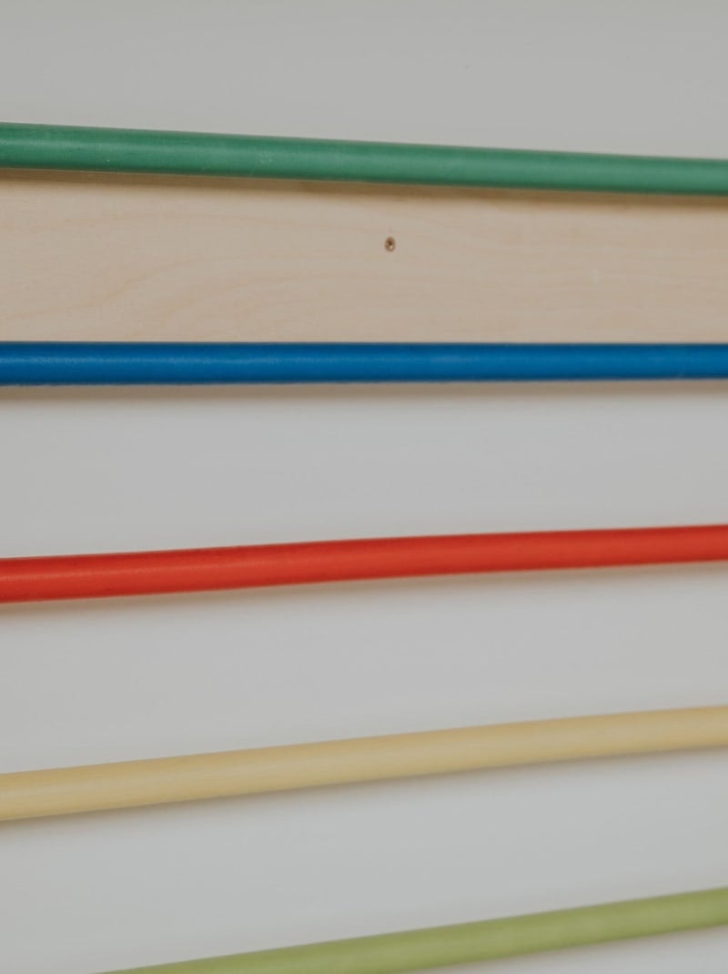 Triangle d’escalade + Mur suédois coloré Multicolore - Kiabi