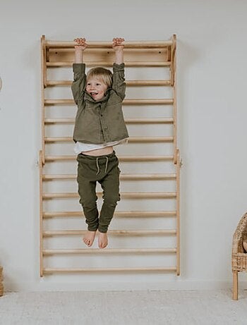 Triangle d’escalade + Mur suédois coloré