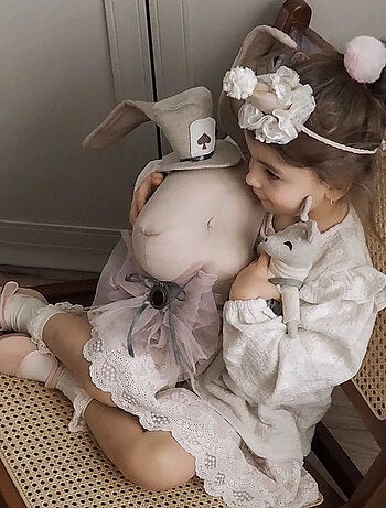Trophée mural Lapin Pays des Merveilles en lin – décoration chambre bébé enfant SEVIRA KIDS